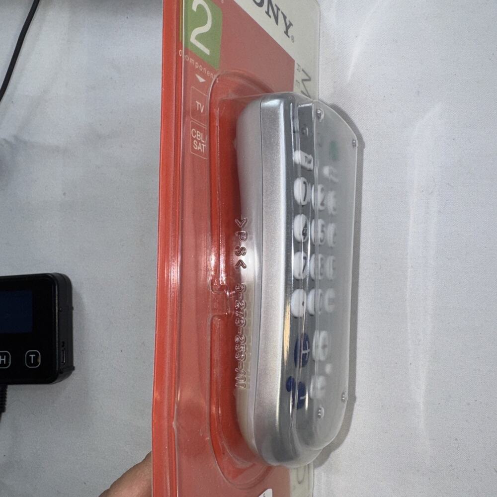 Sony‎ Remote Commander RM-EZ4 2 Component Multi Brand Remote Control  Bran New - Picture 5 of 6